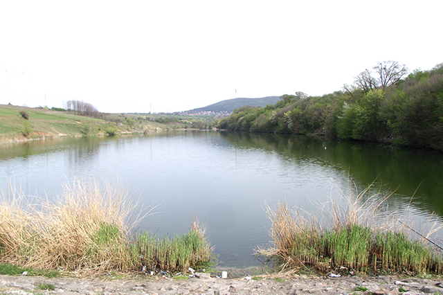 Pariguz Lake, Resnik