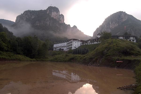 Sokolský klášter, monastery in Sokol Mts., Sokolac