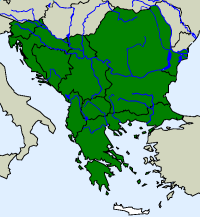 rozšíření užovky obojkové Natrix natrix  na Balkáně (zeleně)